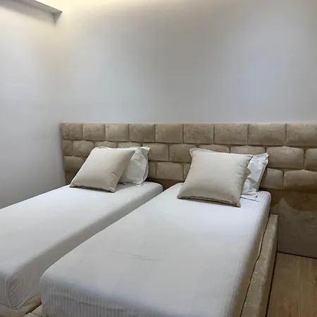 Apartment Dania Sea View Sarande